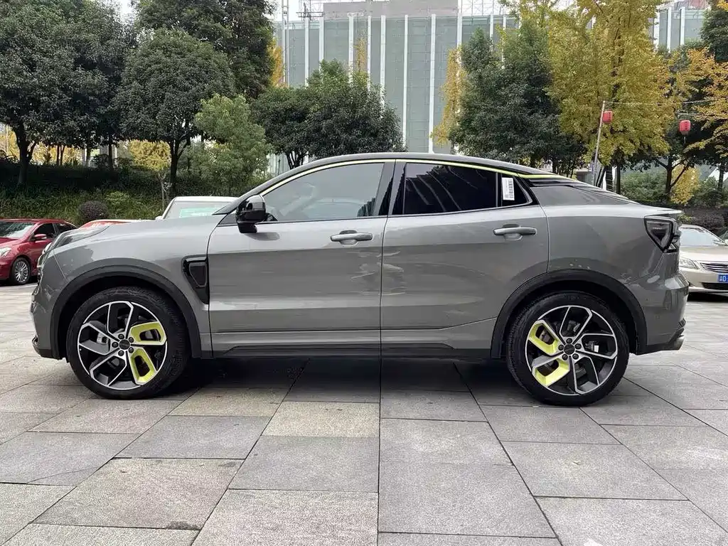Lynk & Co 05 — миниатюра 4