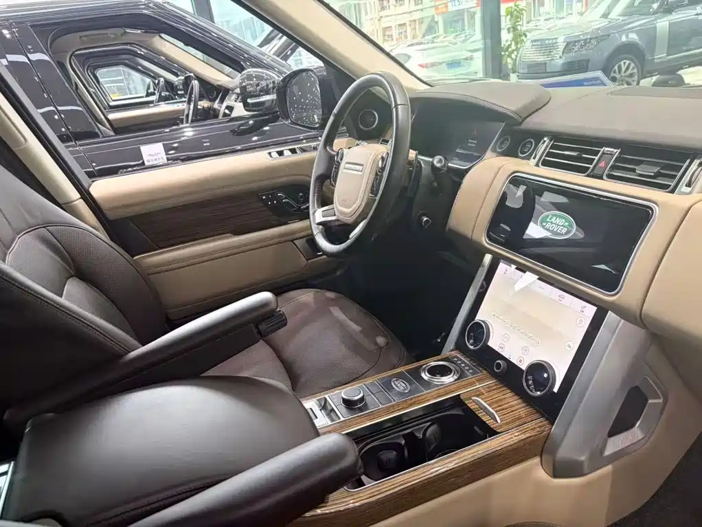 Land Rover Range Rover — миниатюра 12