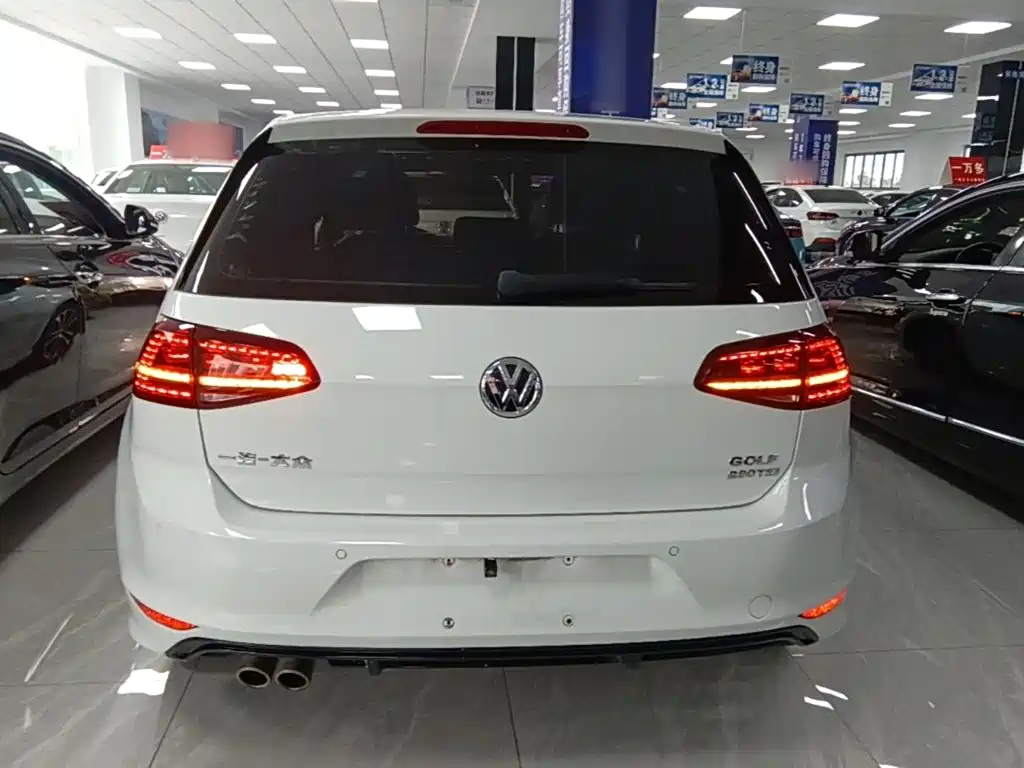 Volkswagen Golf — миниатюра 6