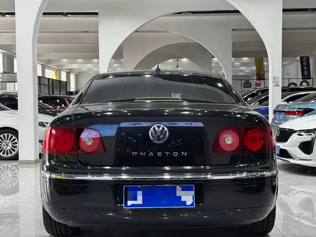 Volkswagen Phaeton — миниатюра 5