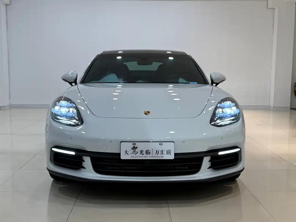 Porsche Panamera — миниатюра 2