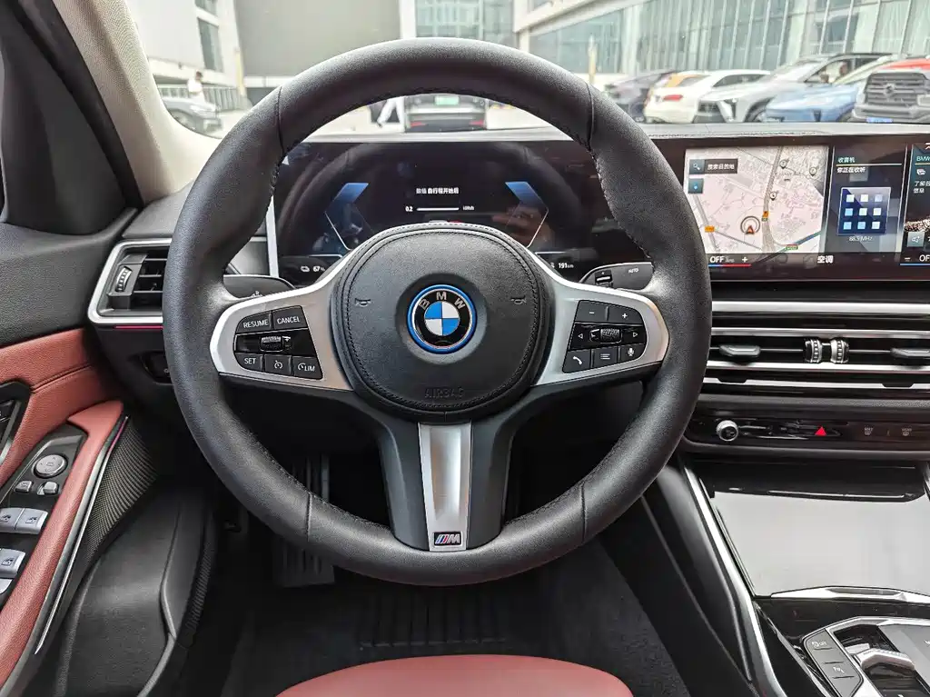BMW i3 — миниатюра 7