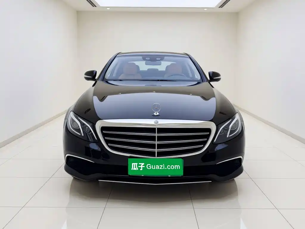 Mercedes-Benz E-Class — миниатюра 2