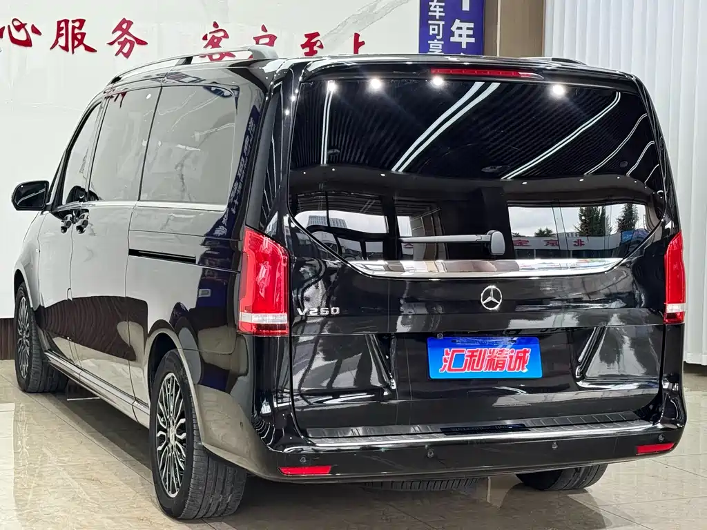 Mercedes-Benz V-Class — миниатюра 4