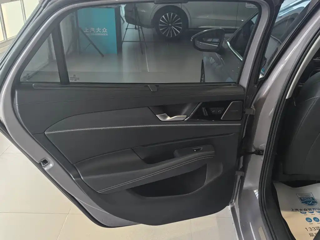 Volkswagen Passat — миниатюра 10
