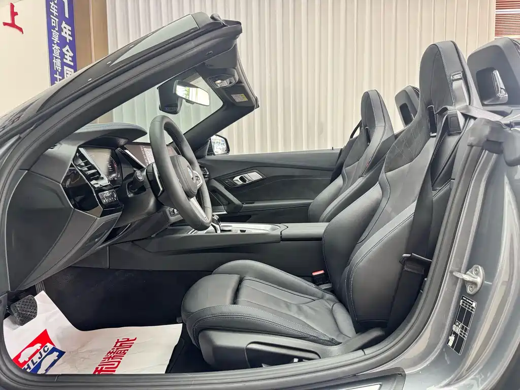 BMW Z4 — миниатюра 7
