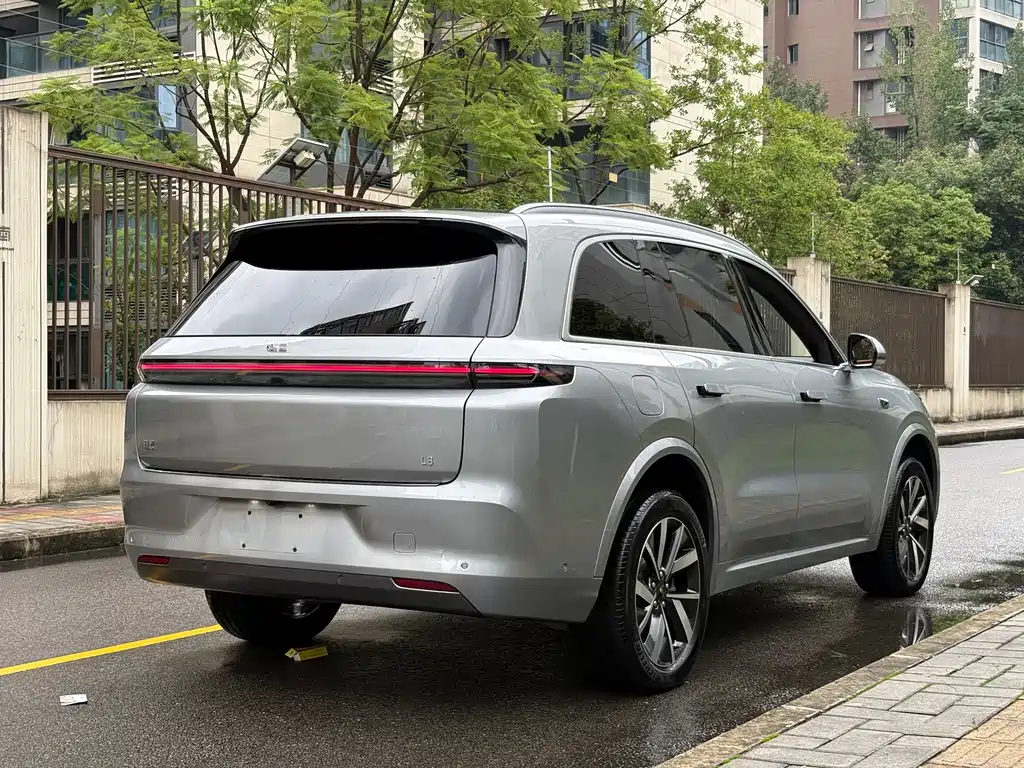 Li Auto Li L8 — миниатюра 16