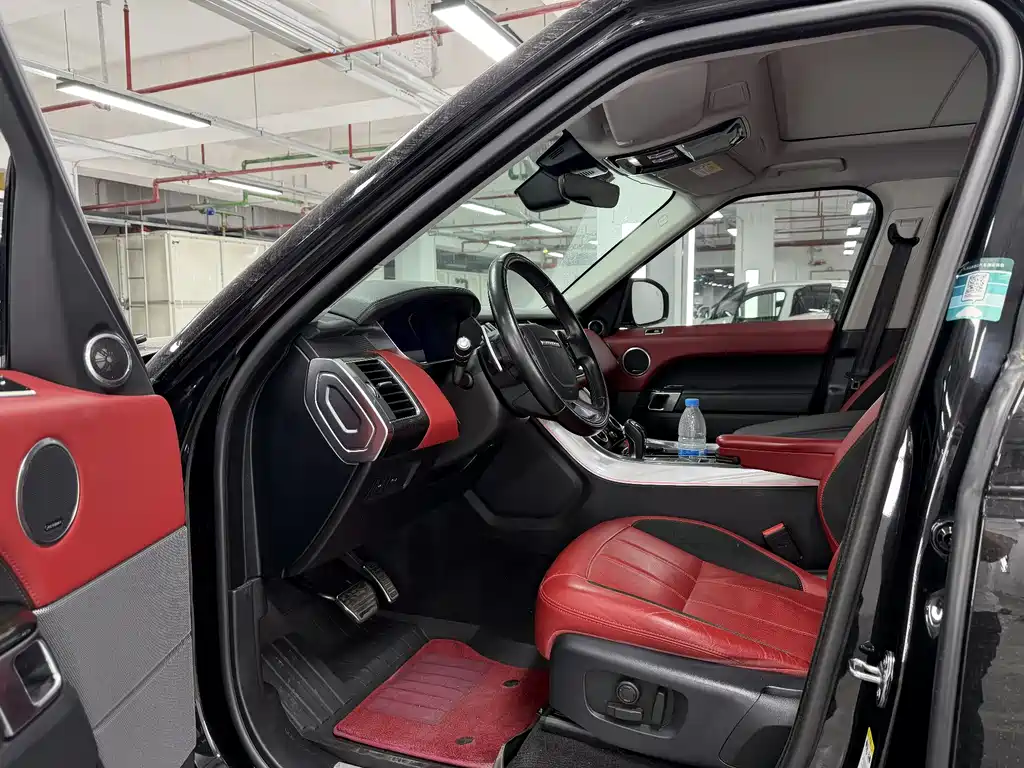 Land Rover Sport - фото 11