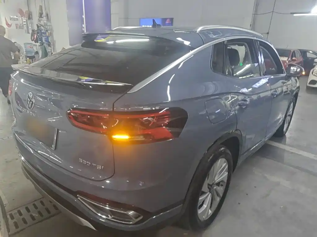 Volkswagen X — миниатюра 7