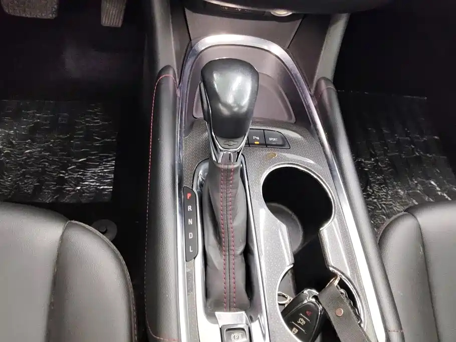 Chevrolet Malibu XL — миниатюра 16