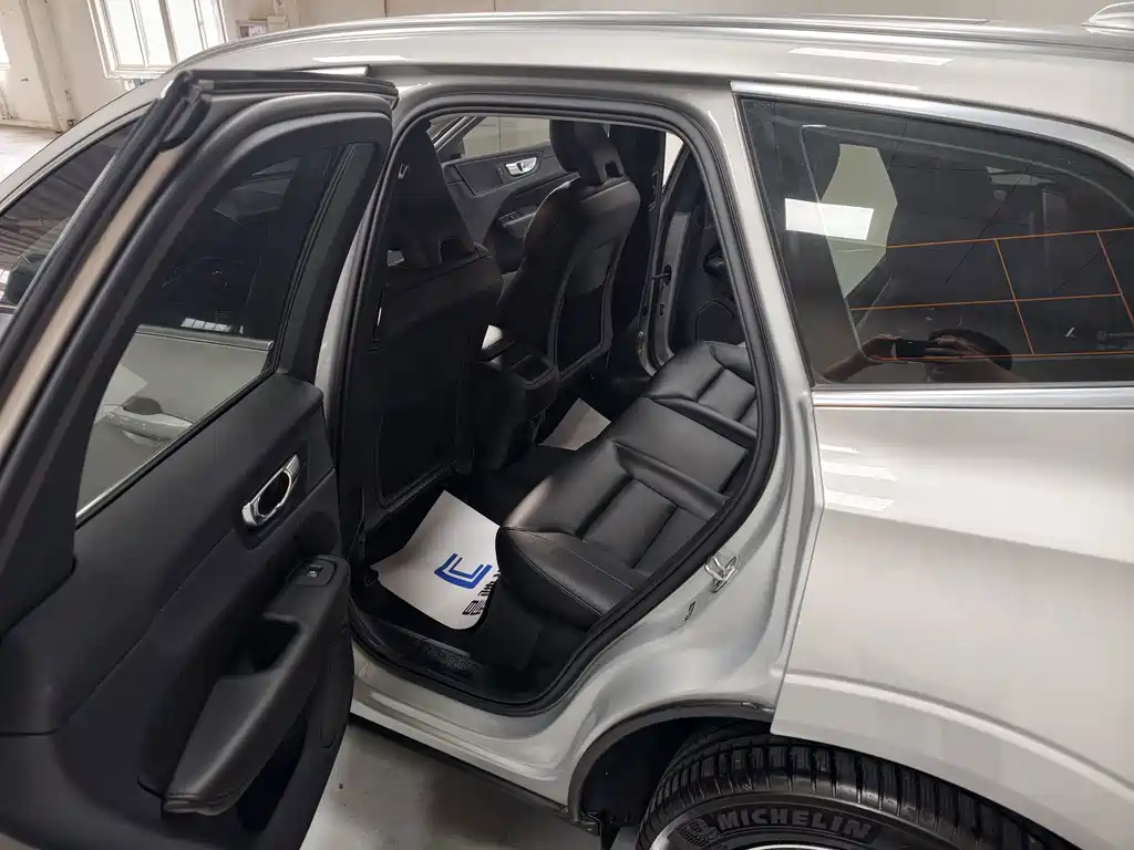 Volvo XC60 — миниатюра 13