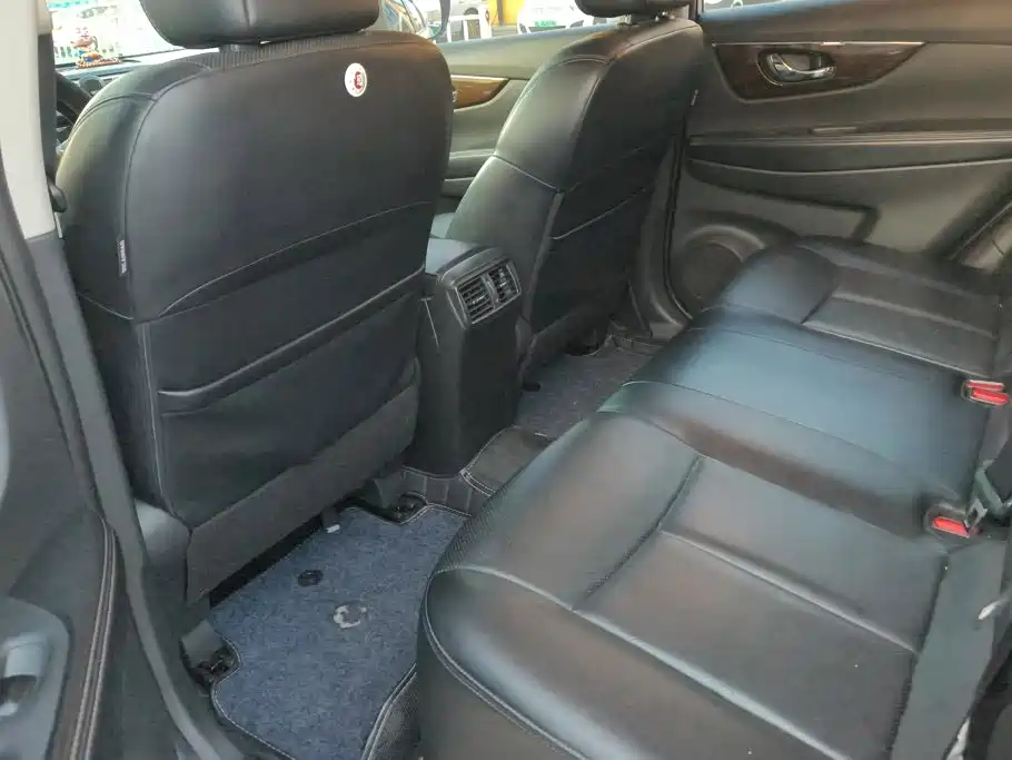 Nissan X-Trail — миниатюра 11