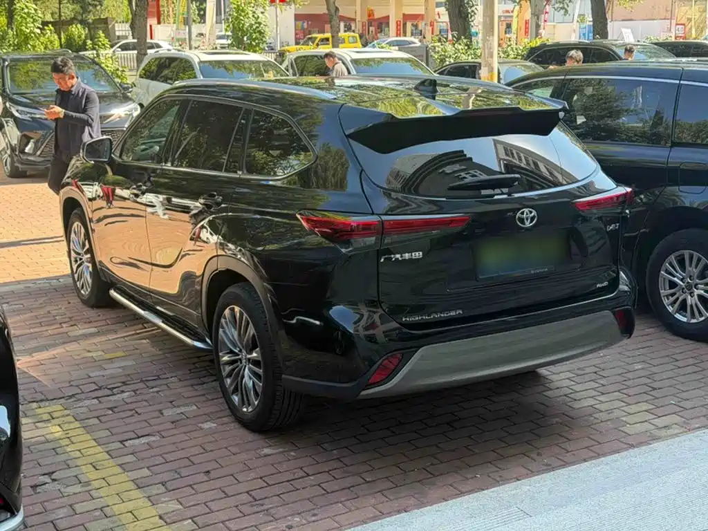 Toyota Highlander — миниатюра 13