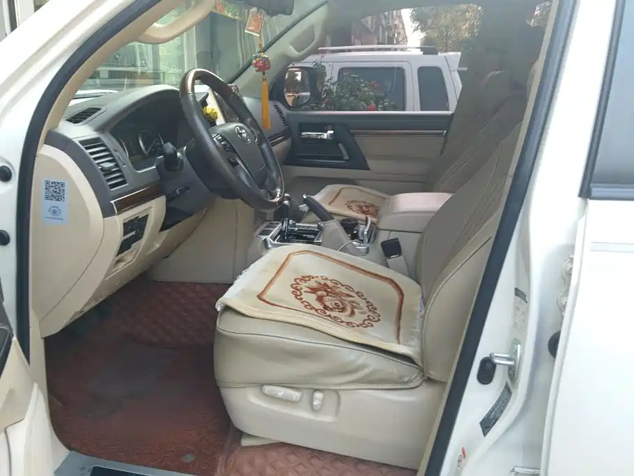 Toyota Land Cruiser — миниатюра 9