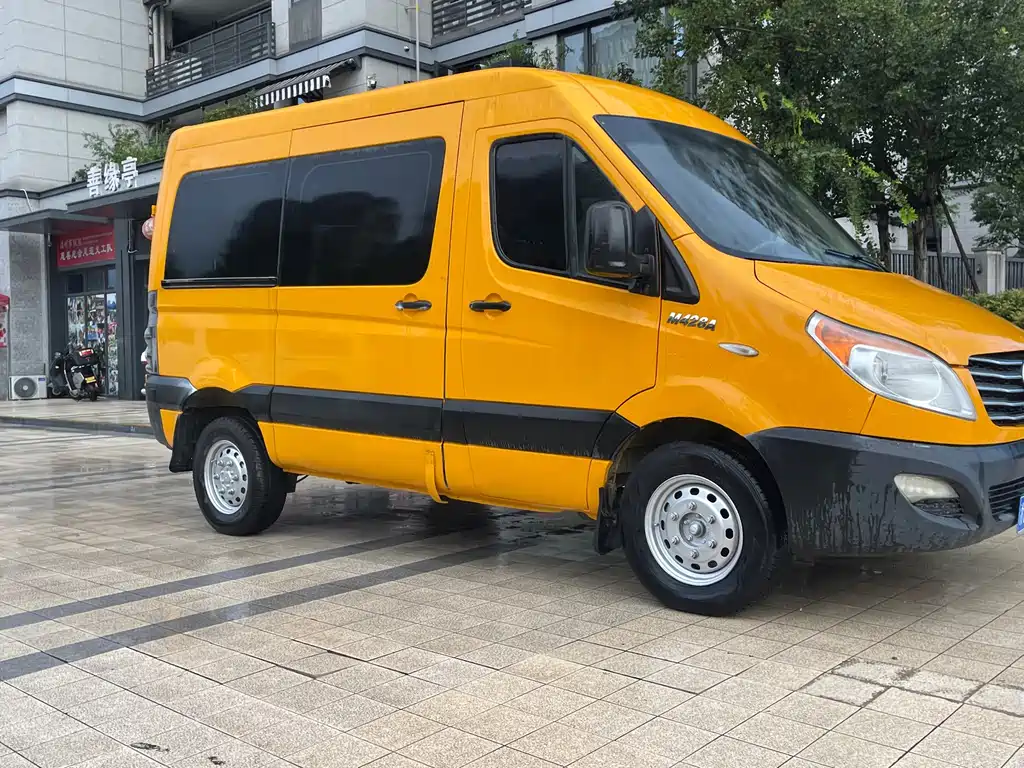 JAC Xingrui — миниатюра 3