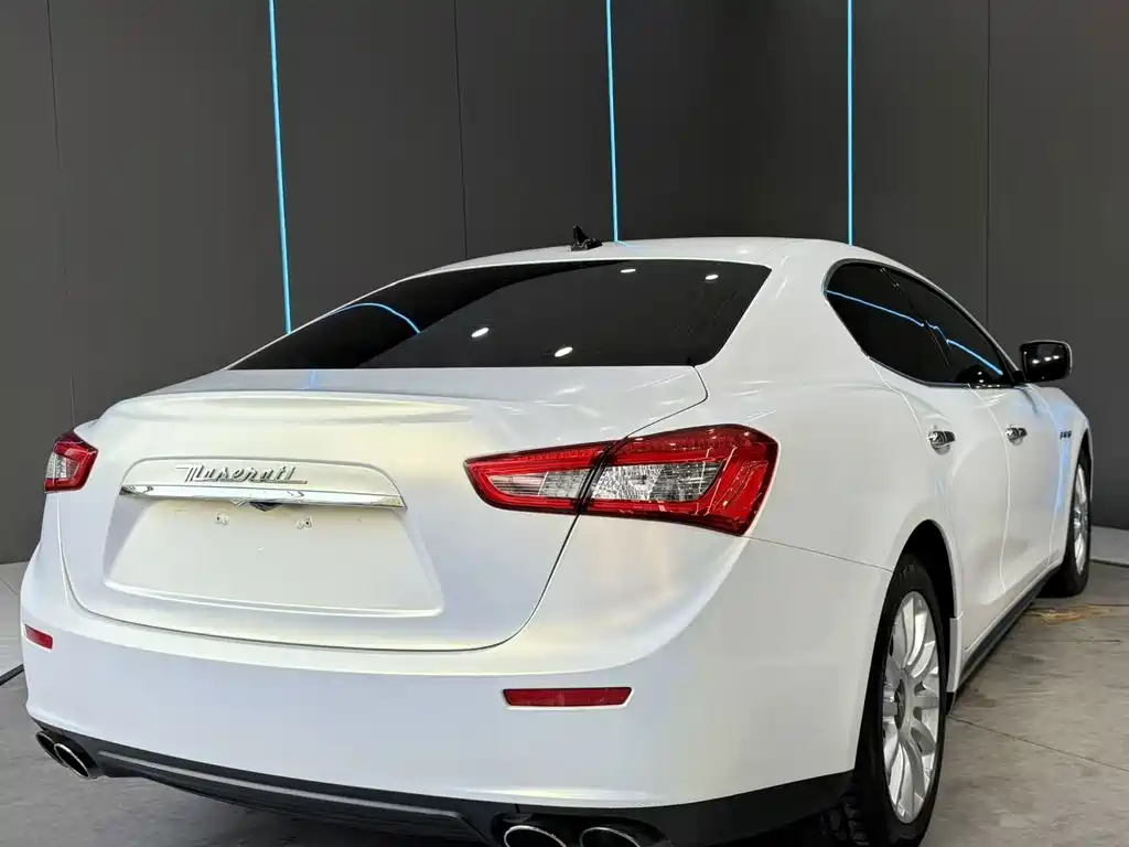 Maserati Ghibli — миниатюра 6