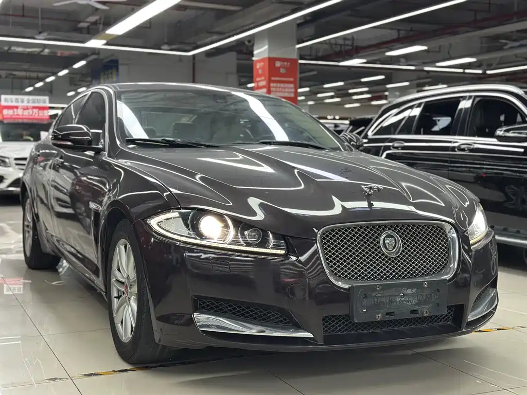Jaguar XF — миниатюра 3