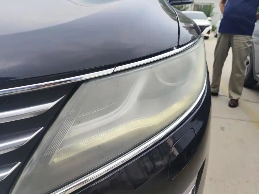 Lincoln MKC — миниатюра 5