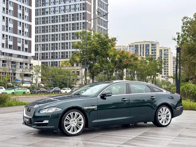 JAGUAR XJ 2019