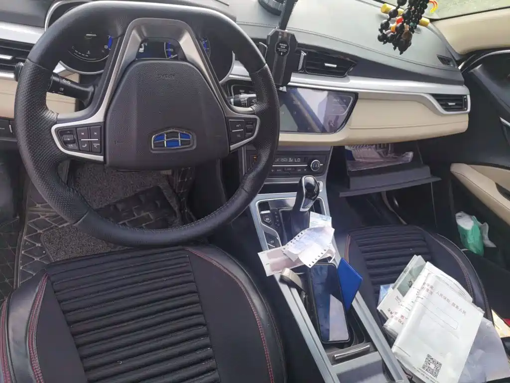 Geely Emgrand — миниатюра 5