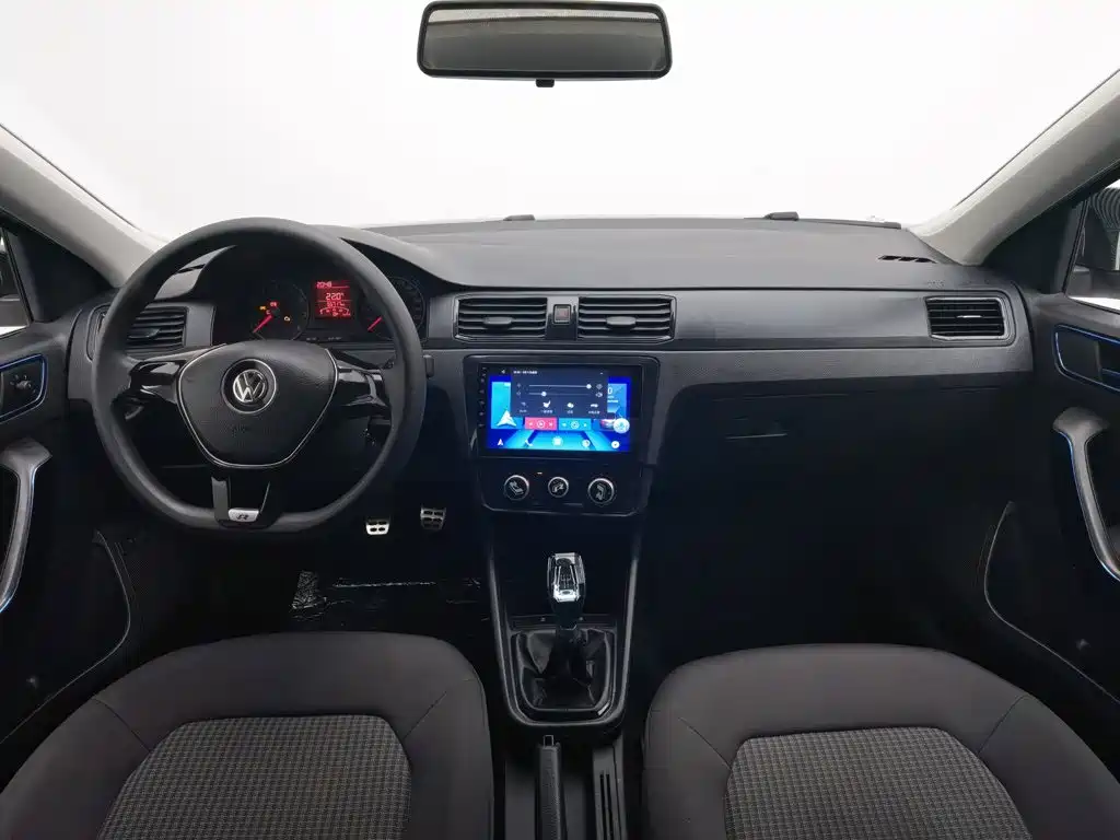 Volkswagen Santana — миниатюра 5
