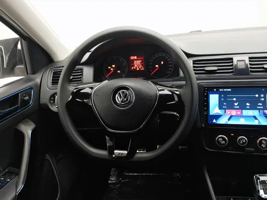 Volkswagen Santana — миниатюра 11