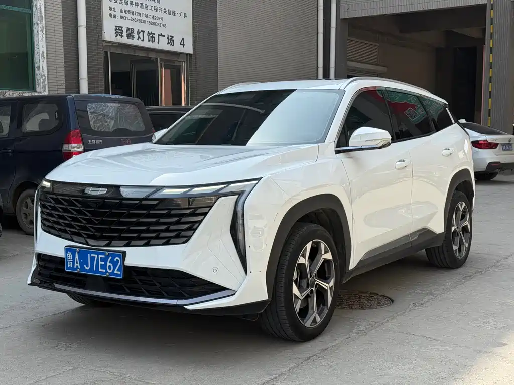 Geely Boyue L 2024