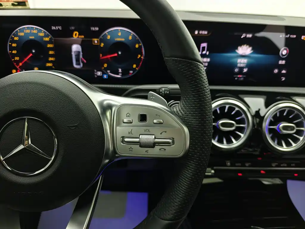 Mercedes-Benz A-Class — миниатюра 26