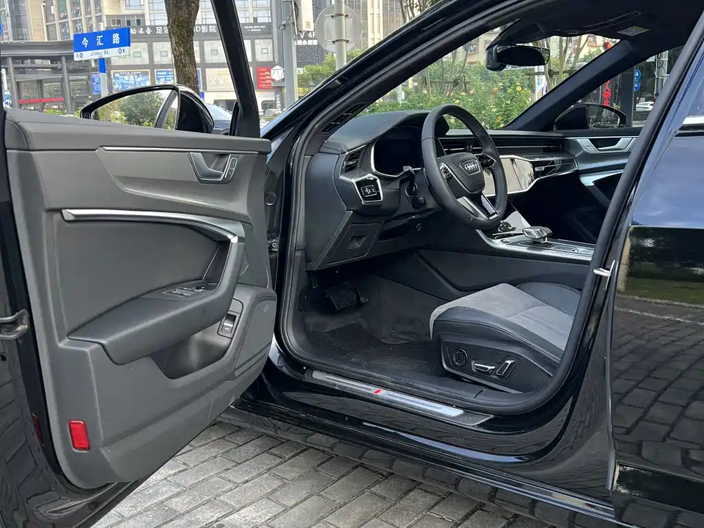 Audi A6L 2023 45 TFSI