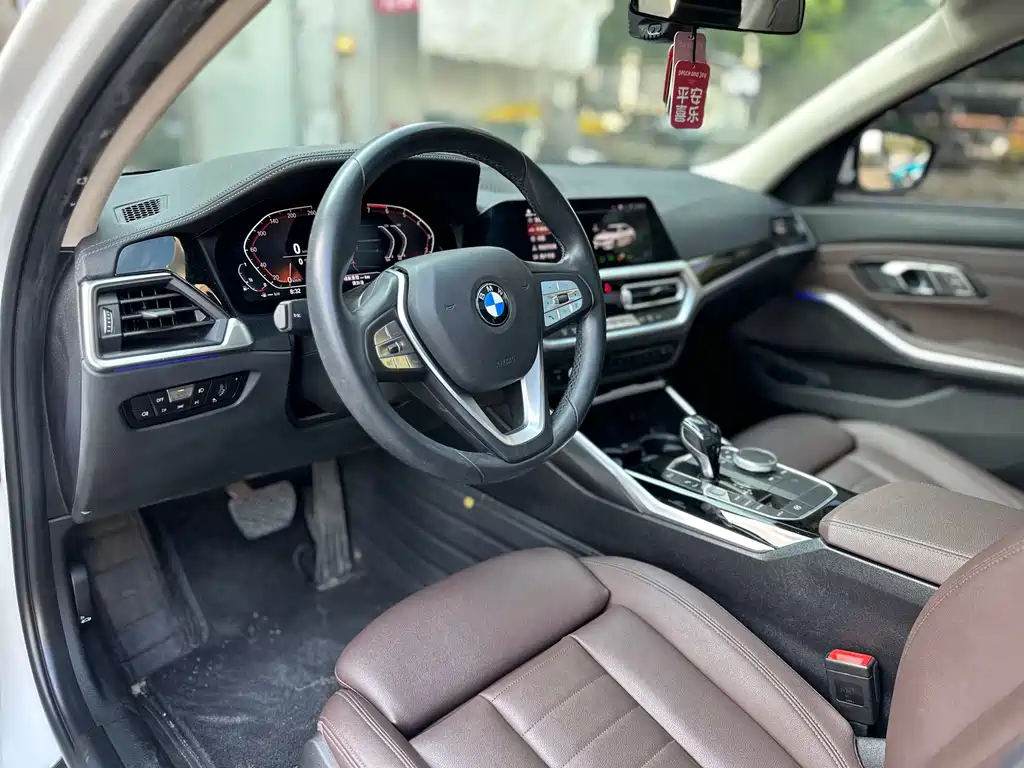 BMW 3 Series — миниатюра 10