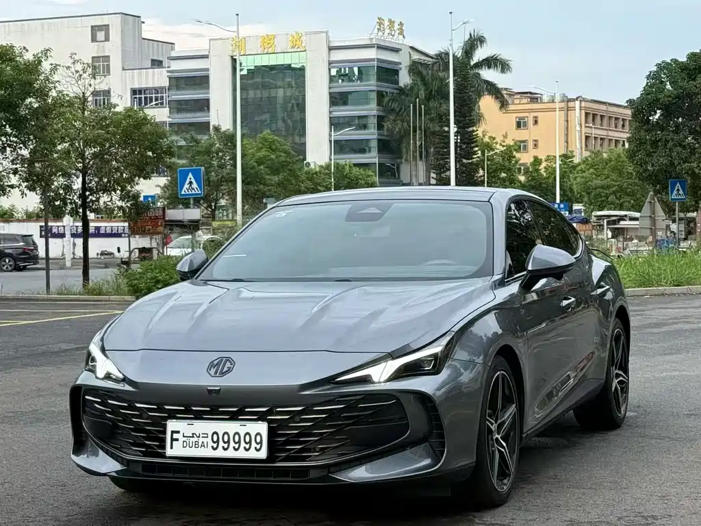 MG MG7