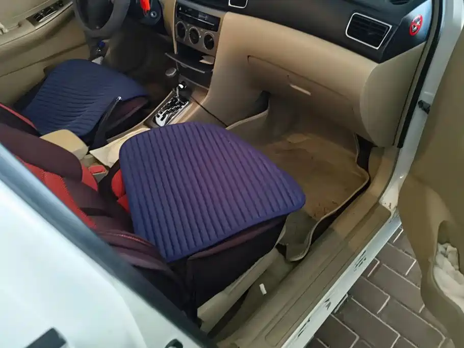 Toyota Corolla — миниатюра 8