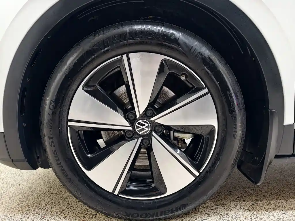 Volkswagen ID.4 X — миниатюра 32