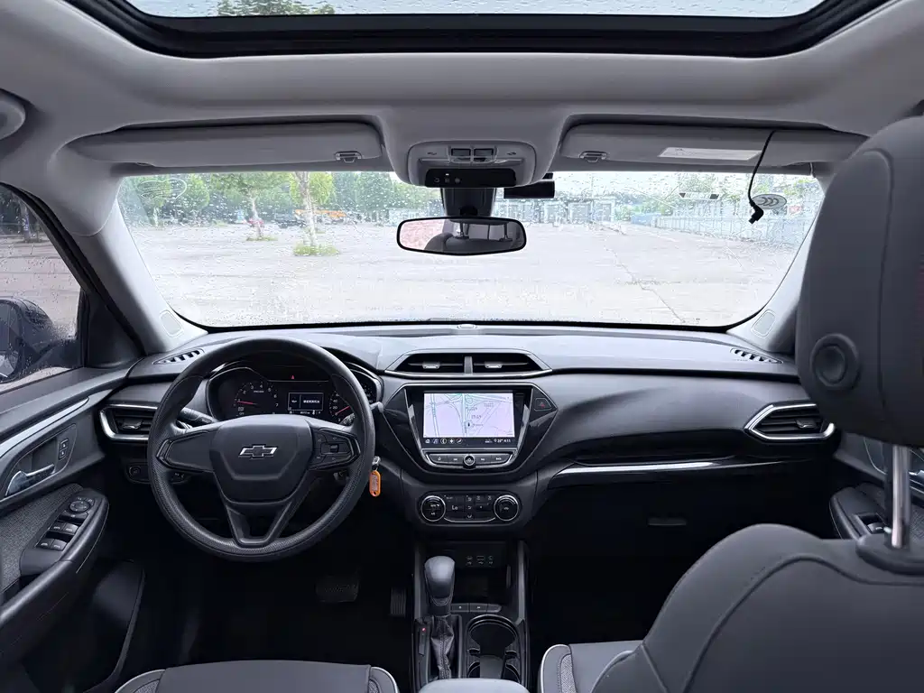 Chevrolet Tracker — миниатюра 7