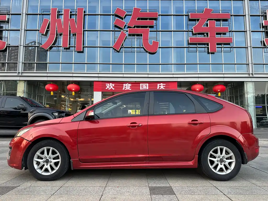 Ford Focus — миниатюра 7