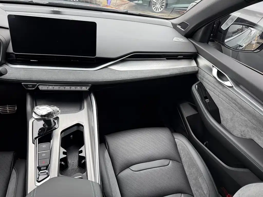 Geely Xingrui — миниатюра 7