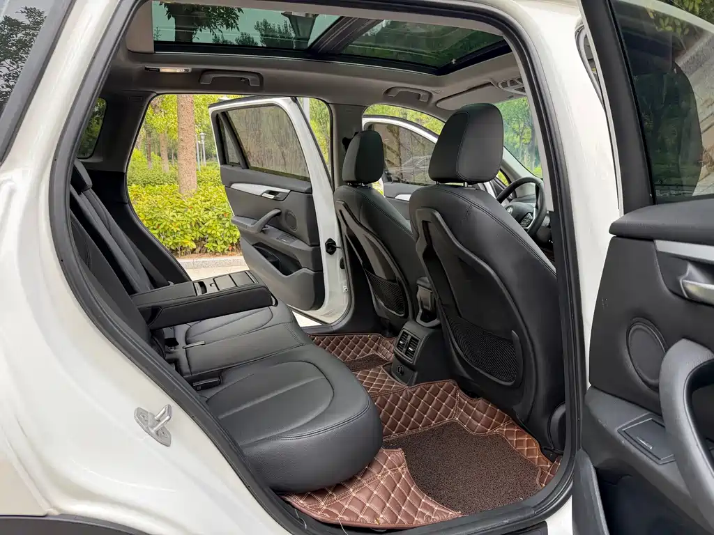 BMW X1 — миниатюра 9
