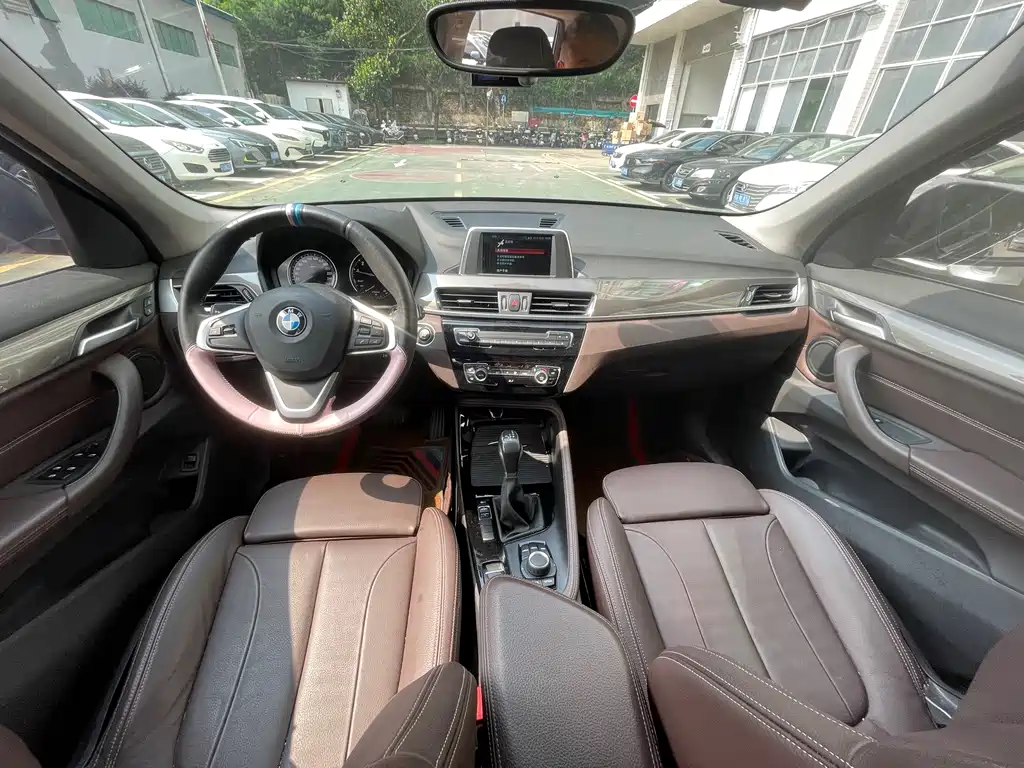 BMW X1 — миниатюра 12