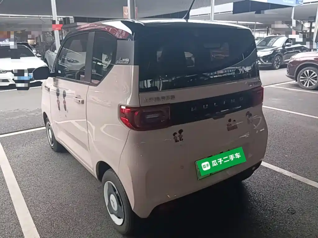 Wuling MINIEV — миниатюра 5