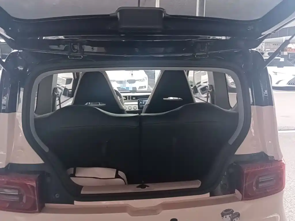 Wuling MINIEV — миниатюра 19