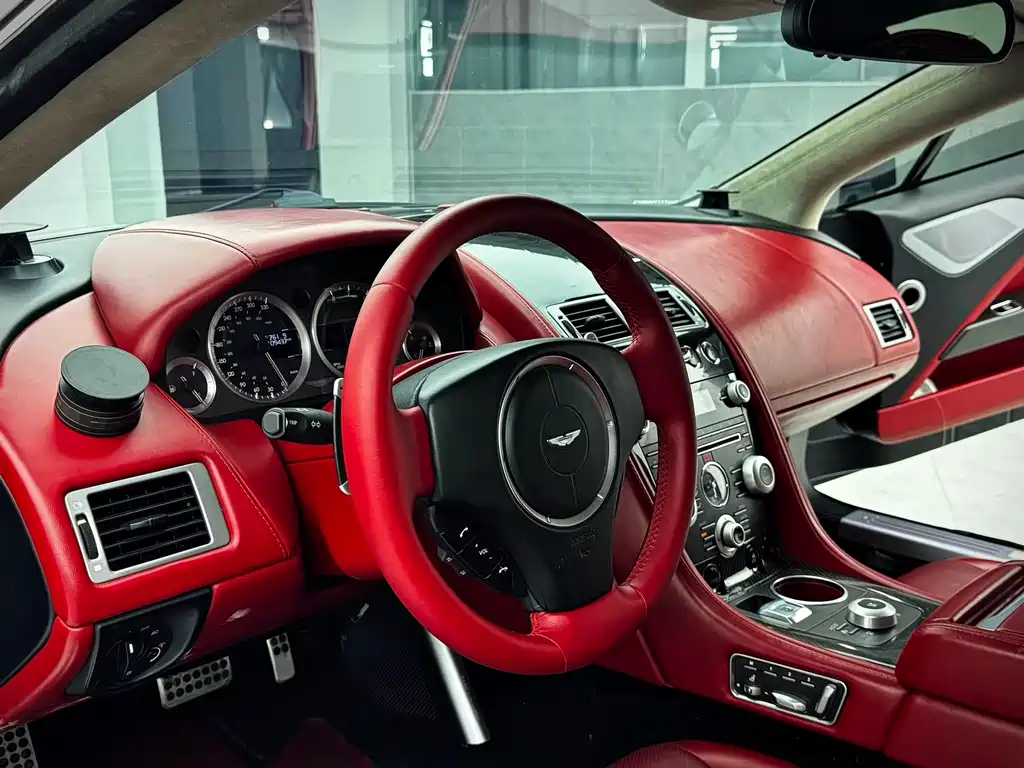 Aston Martin Rapide 2010 6.0L