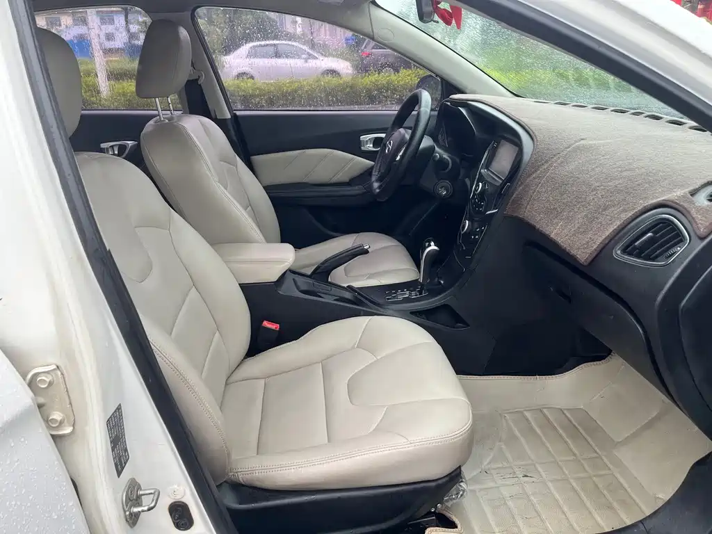 GAC Motor Trumpchi GA3S — миниатюра 10