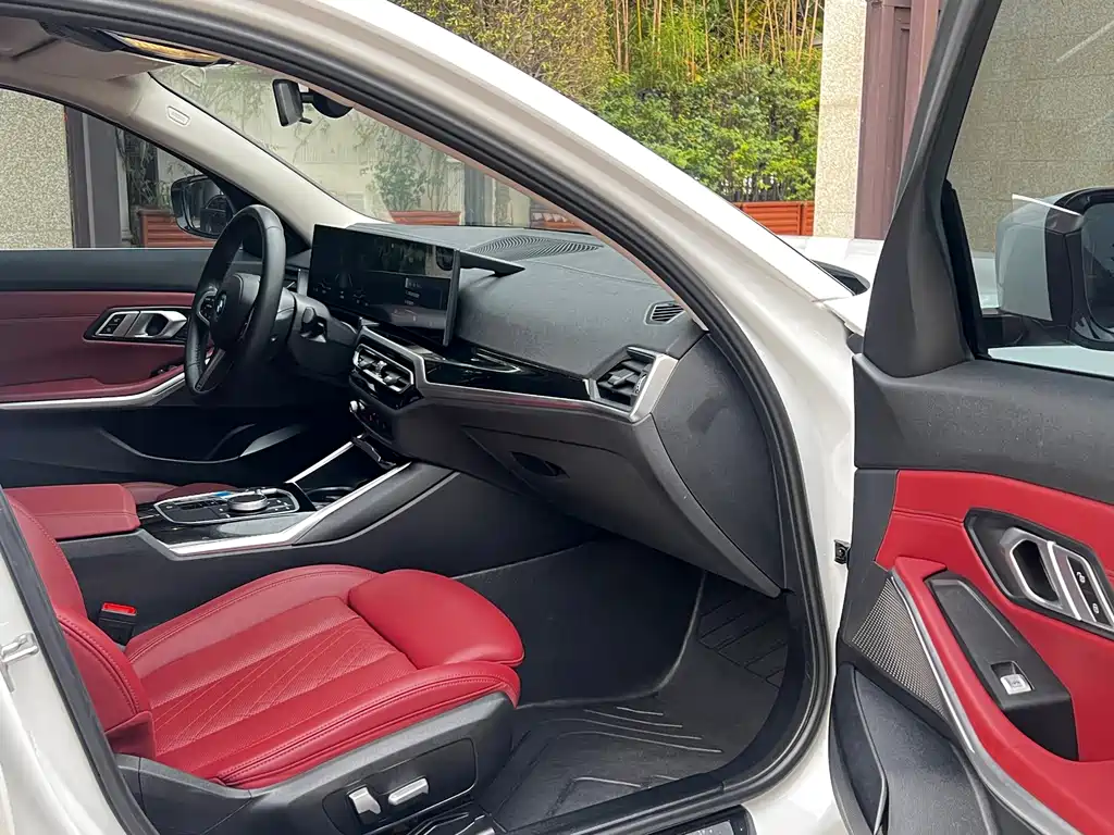 BMW i3 — миниатюра 11