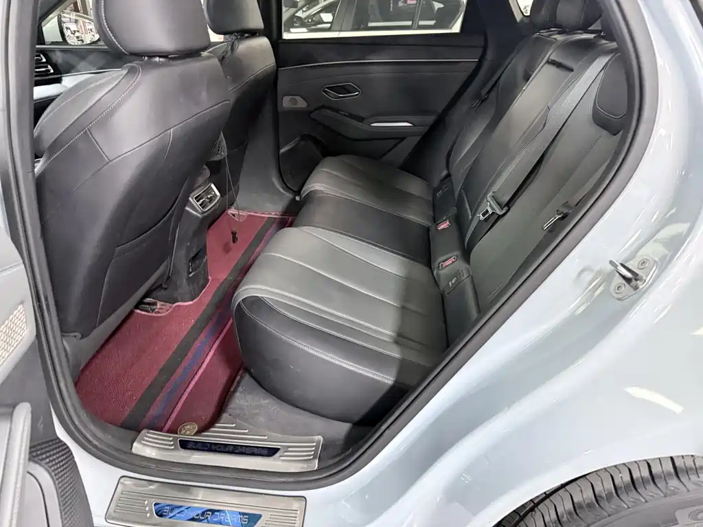 BYD Qin L — миниатюра 13