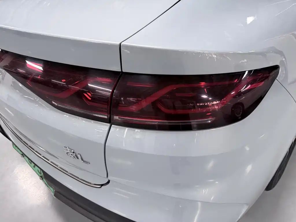 BYD Qin L — миниатюра 19