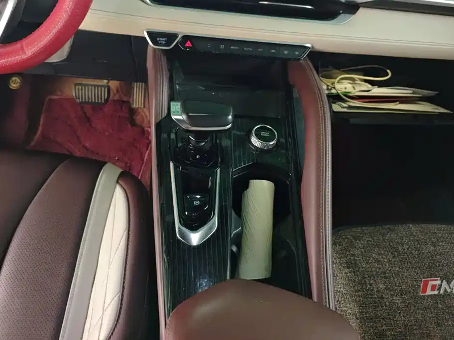 Geely Xingyue L — миниатюра 16