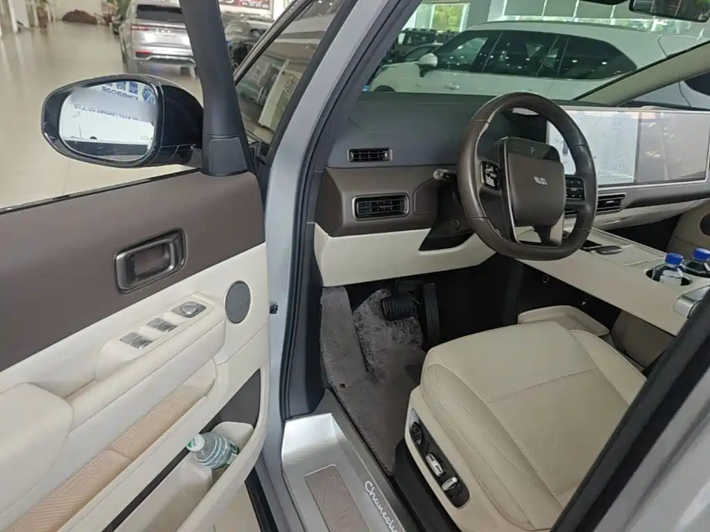 Li Auto Li MEGA — миниатюра 16