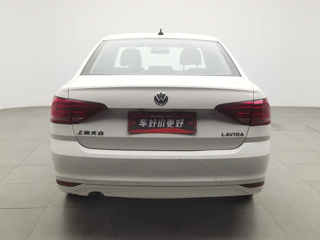 Volkswagen Lavida — миниатюра 4