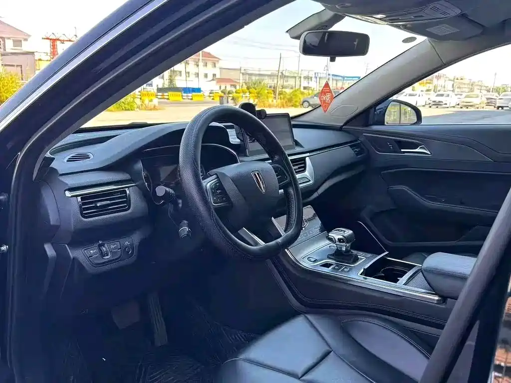 Hongqi Hongqi H5 — миниатюра 4