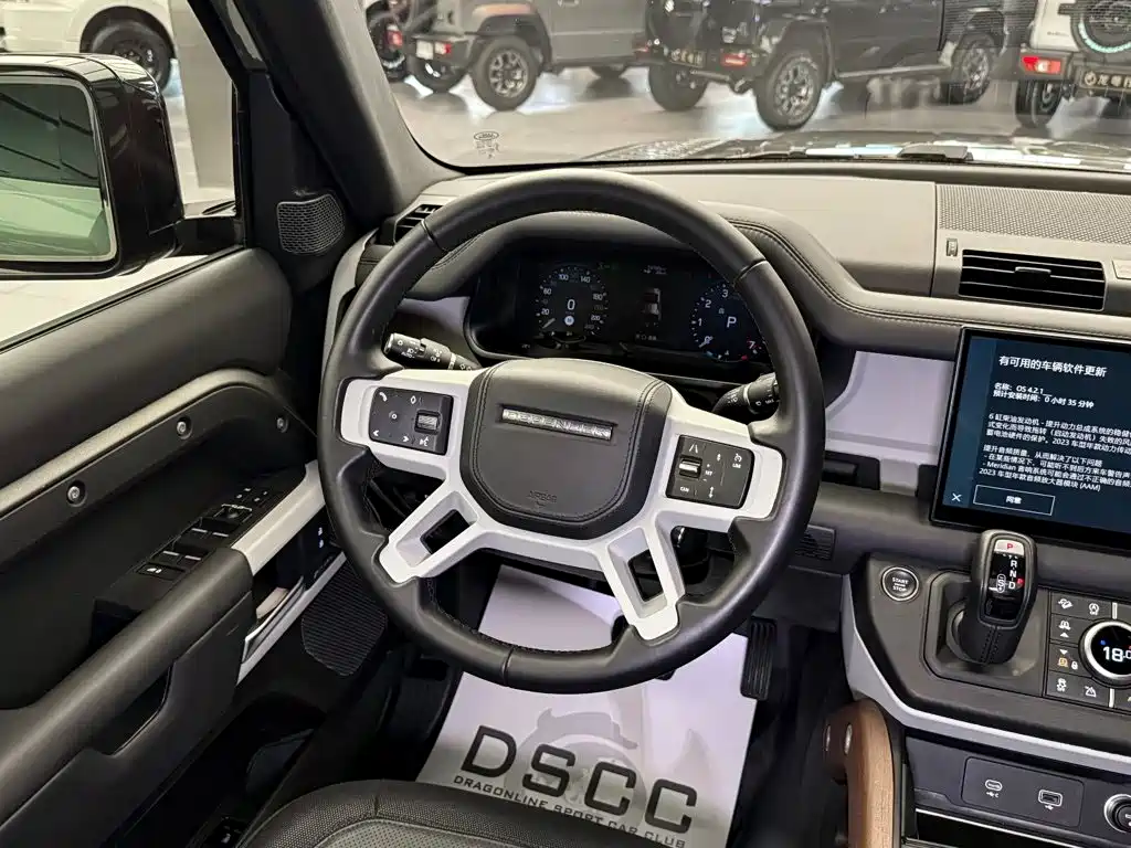 Land Rover Defender — миниатюра 10